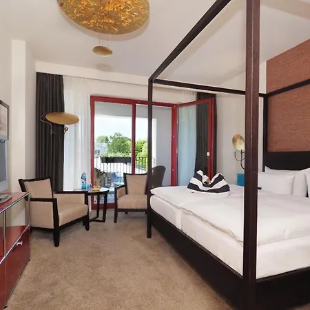 Otel Strandhotel