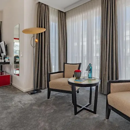 Otel Strandhotel Heringsdorf