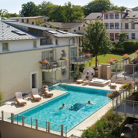 Strandhotel Otel 4*